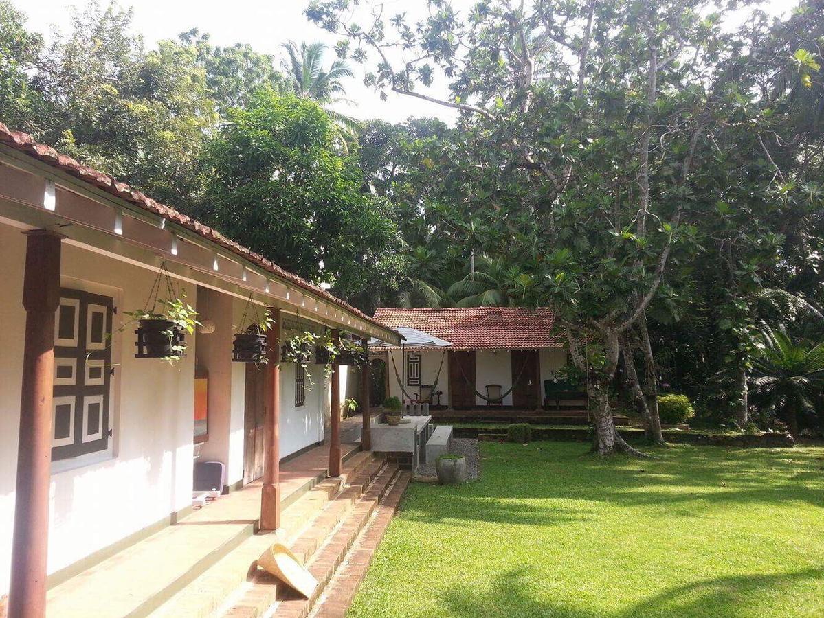 Bed and Breakfast Templeberg à Walahanduwa Extérieur photo