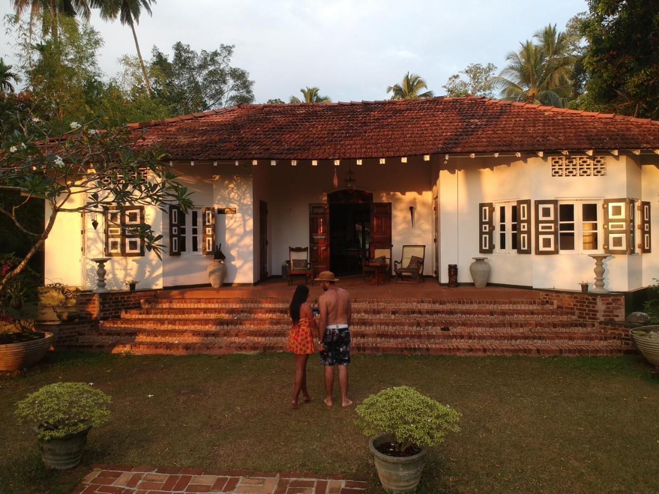 Bed and Breakfast Templeberg à Walahanduwa Extérieur photo